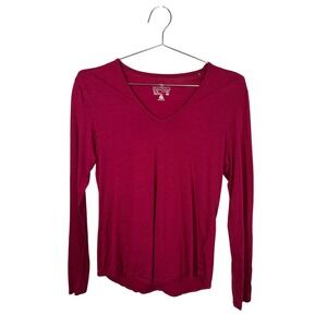 Merino Long Sleeve Segments Berry Pink Wool V-Neck Top Minimalist Medium